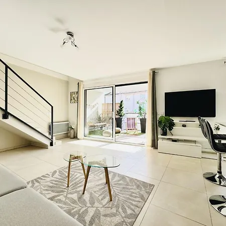 Le Carre Croisette - Duplex Terrasse Centre Apartment